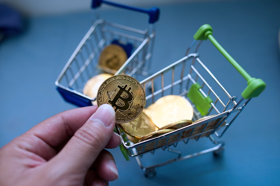 كيفية استغلال العملات الرقمية في التجارة الإلكترونية