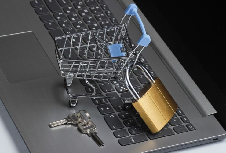 9 خطوات استباقية لحماية مشترياتك عبر الإنترنت