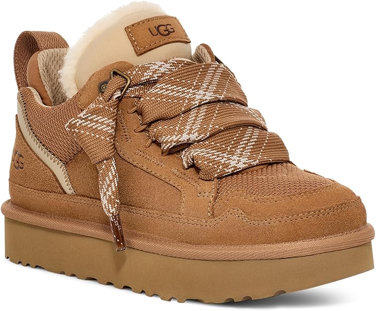  UGG حذاء رياضي للنساء من لوميل 